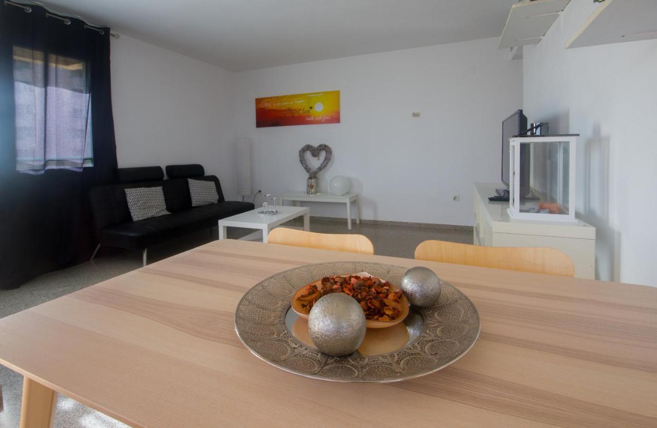 Front Sun Beach Apartment Valenza Esterno foto