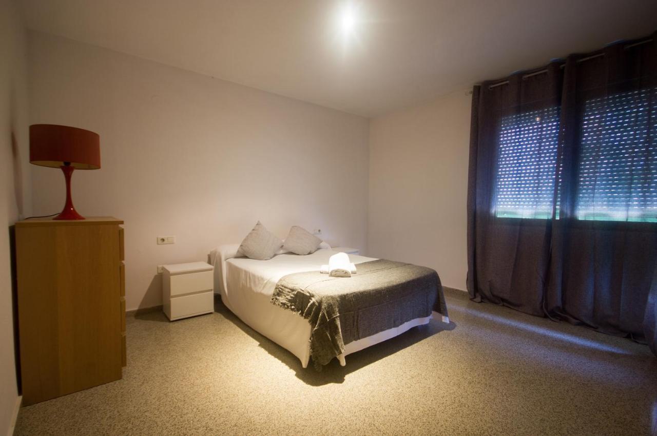 Front Sun Beach Apartment Valenza Esterno foto